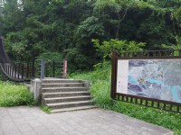 峭壁步道<br/> 攝影：Eva隨手拍