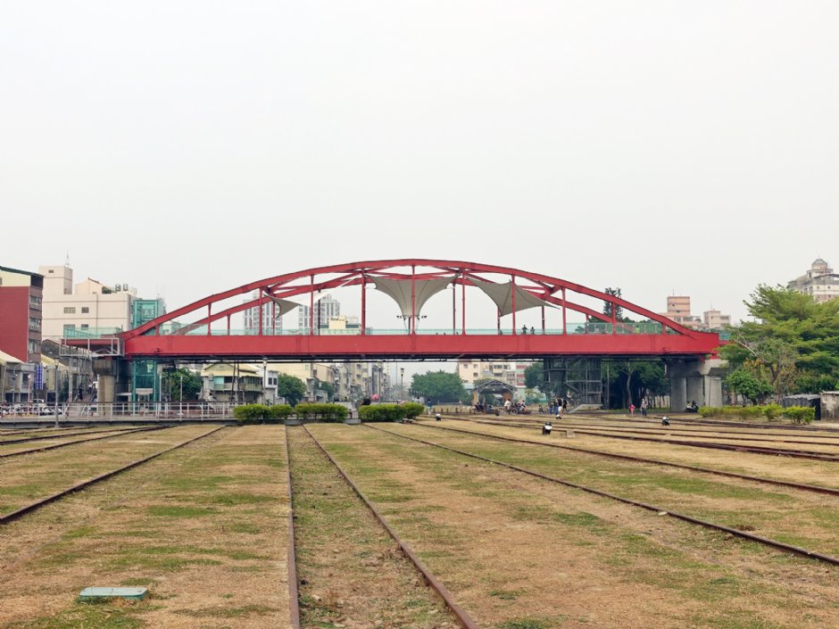 铁道园区天空云台 摄影：meiyin