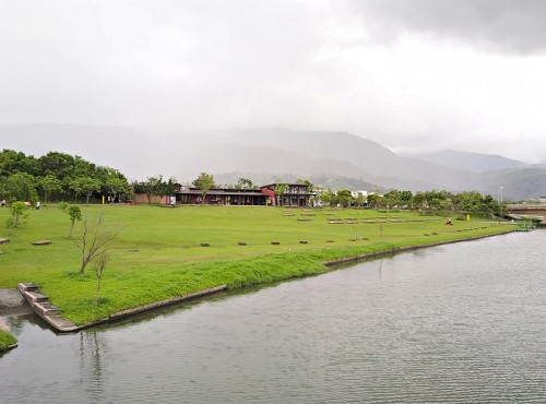 冬山河生態綠舟
