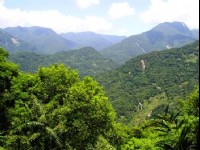 层层相叠的山峰<br/> 摄影：老山羊資訊網