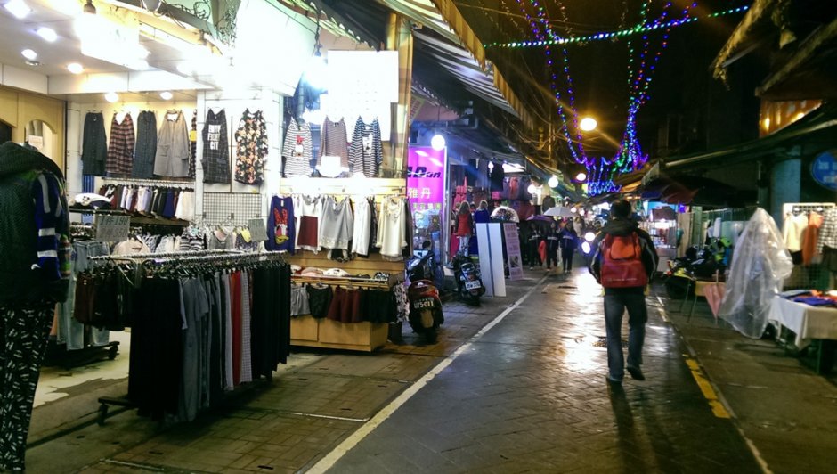 新庄庙街夜市 摄影：Eva隨手拍