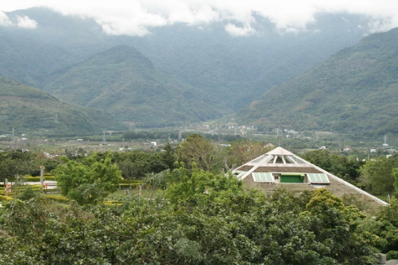 关山与花东纵谷 摄影：老山羊部落格