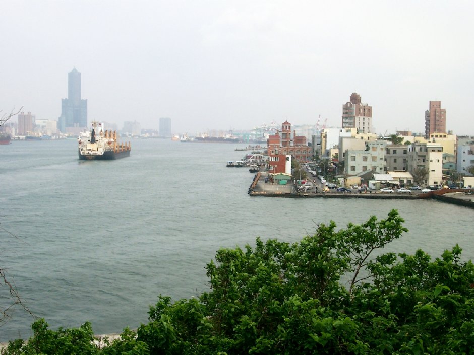 远眺西子湾风景区 摄影：Eva隨手拍