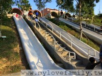 大型溜滑梯<br/> 摄影：mylovefamily.tw/ 提供