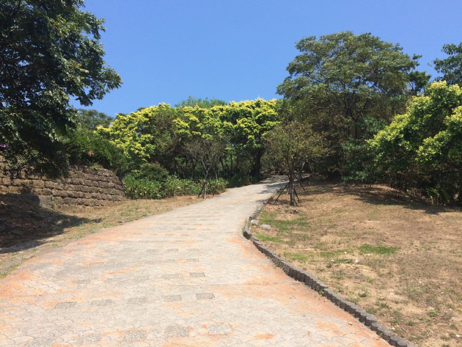 情人湖步道 摄影：Eva隨手拍