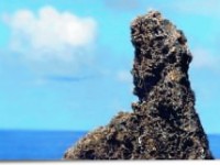 厚石群礁<br/> 攝影：大鵬灣國家風景區管理處