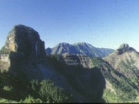 大小霸尖山<br/> 摄影：陳勇霖