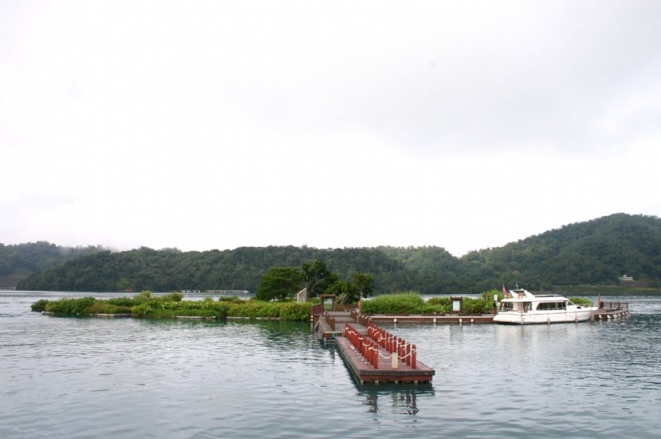 日月潭拉魯島 攝影：馮順