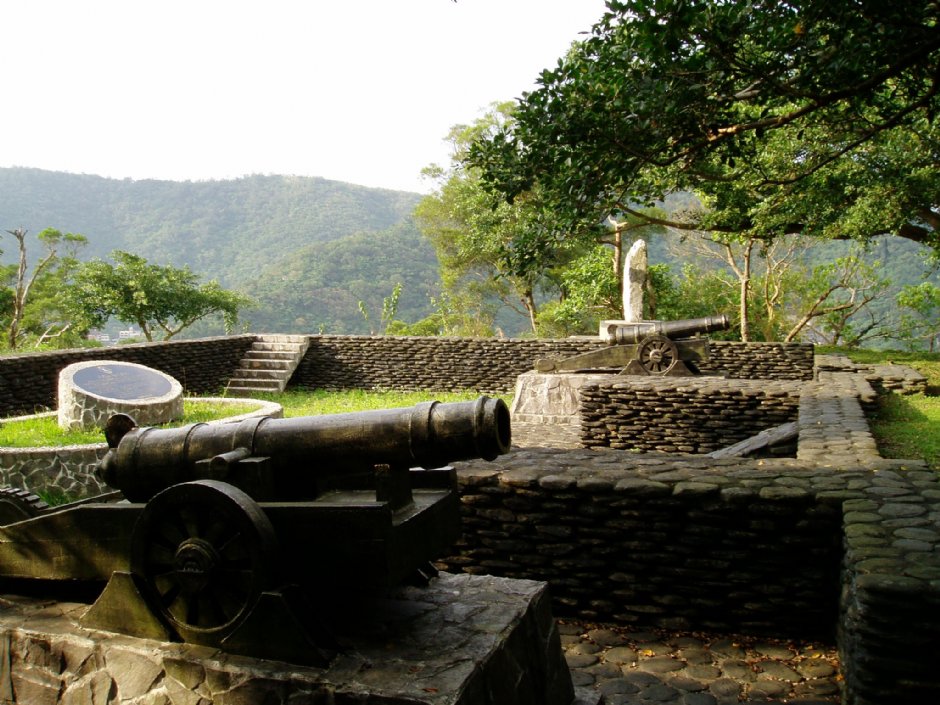 炮台全景 摄影：余燕鳳