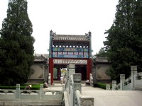 牌樓<br/> 攝影：方盛文