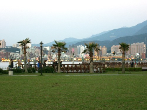 八里渡船头周边光景 摄影：eva隨手拍