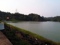 白河水庫土石壩體<br/> 攝影：林山景