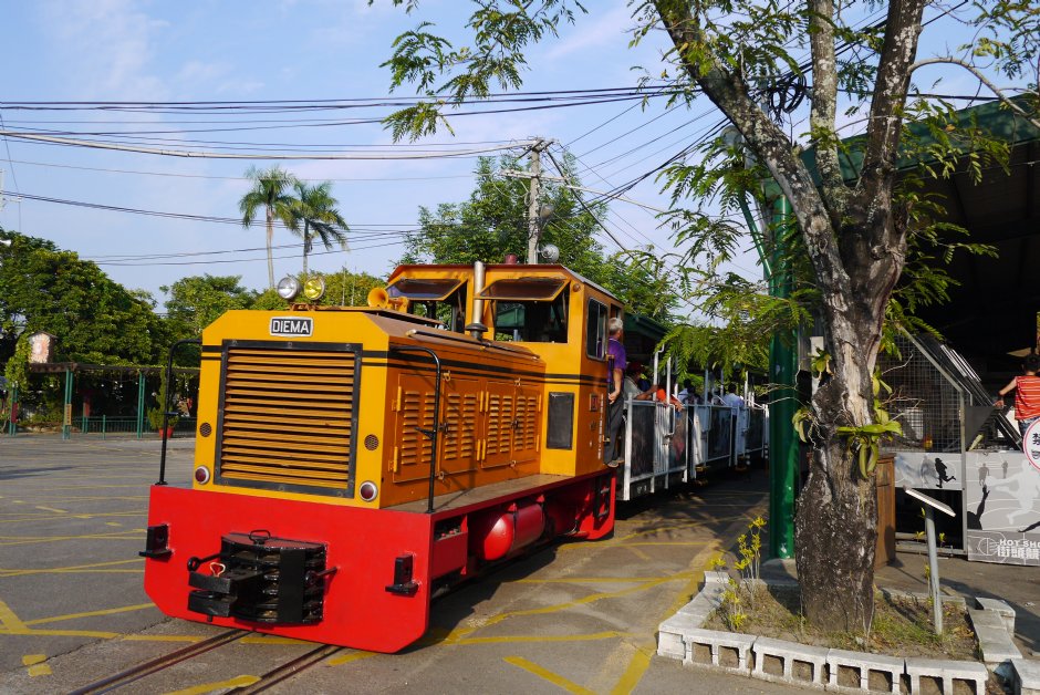 园区小火车 摄影：旅遊王攝影組