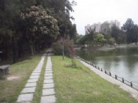 湖畔道<br/> 攝影：郭香妙