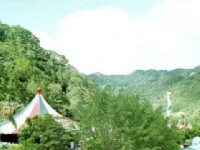 美丽山景<br/> 摄影：呂玫瑢