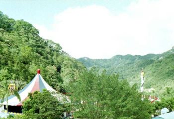 美丽山景 摄影：呂玫瑢