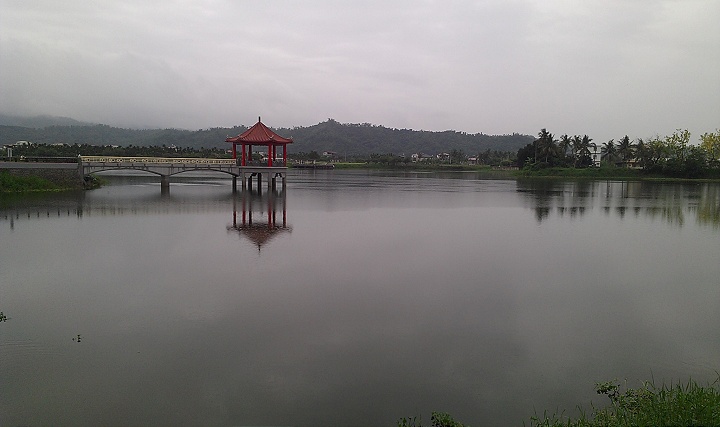 中正湖(美濃湖) 攝影：Eva隨手拍