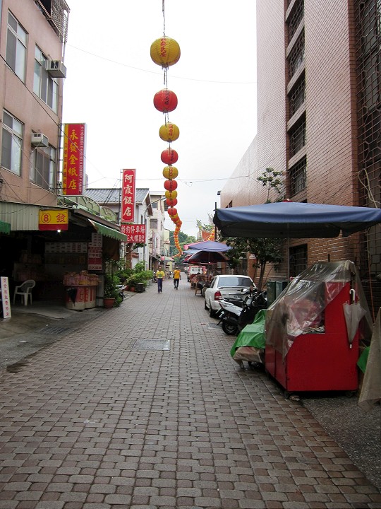 天公廟外街道 攝影：黃儒永