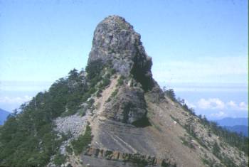秋天的小霸尖山 摄影：陳勇霖