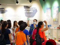 館內導覽解說<br/> 攝影：華新MASK創意生活館