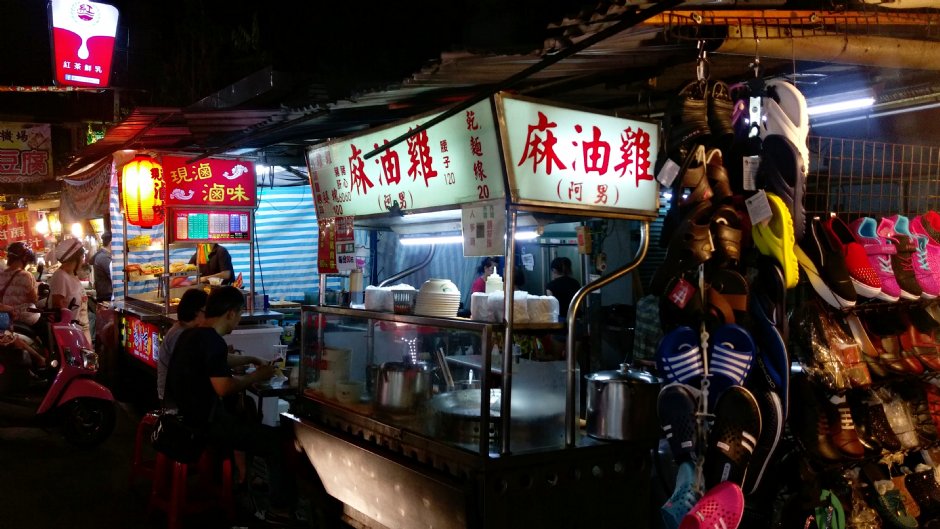 人氣麻油雞 攝影：Eva隨手拍