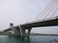 大鵬灣跨海大橋<br/> 攝影：三井