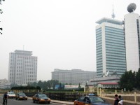 旁邊街景<br/> 攝影：方盛文