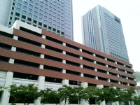 南港車站外觀<br/> 攝影：Eva隨手拍