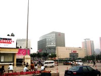 街景<br/> 攝影：方盛文