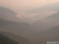 云雾缭绕的巴陵美景<br/> 摄影：專拍風景照2