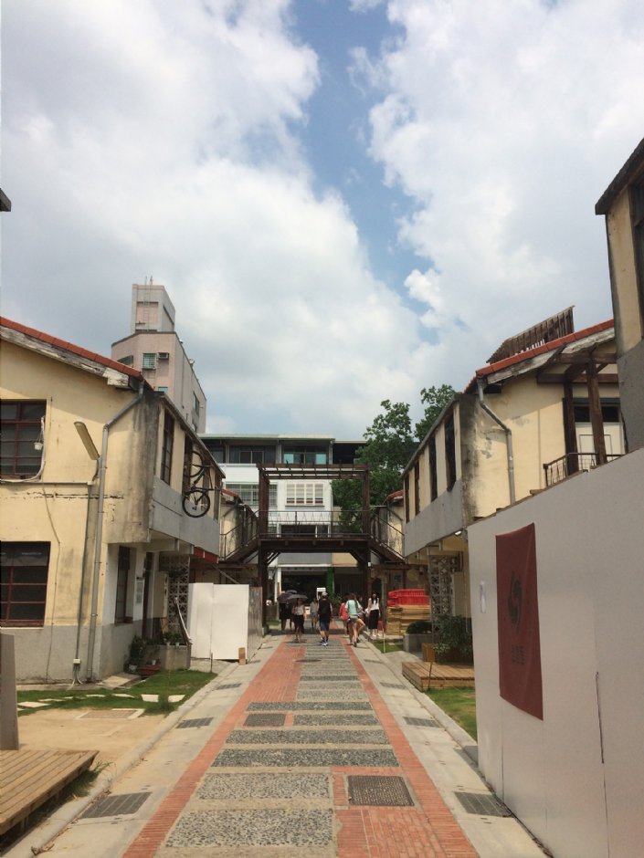 审计新村 摄影：Eva隨手拍