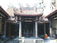 龍山寺內殿<br/> 攝影：李棟梁