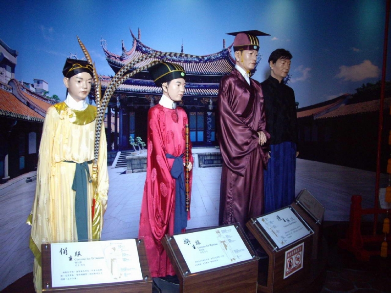 古代学生的服装 摄影：老山羊部落格