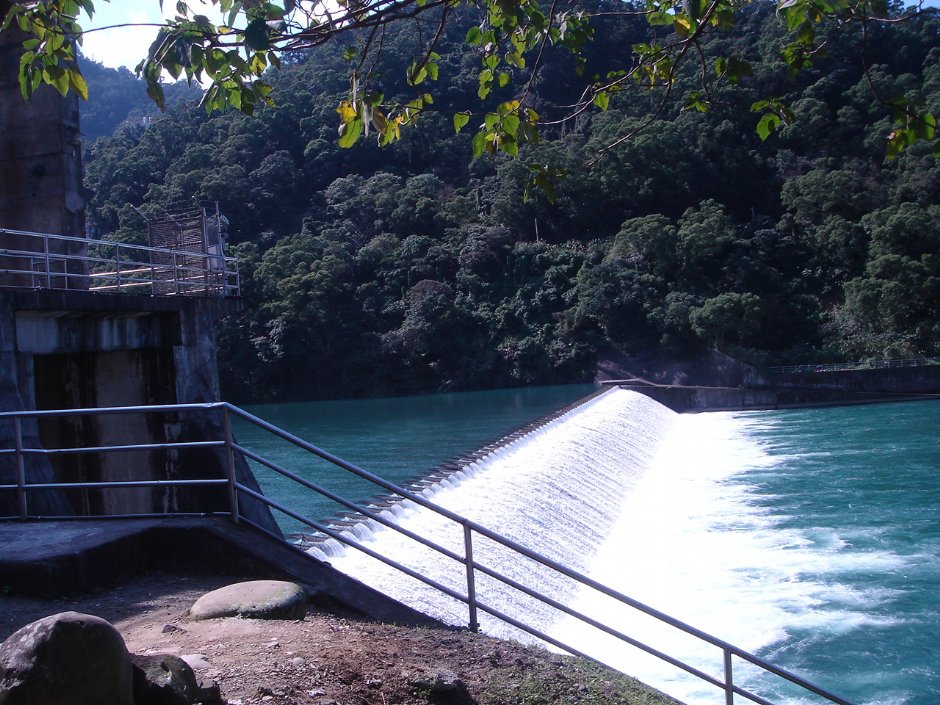 青潭堰水坝美景 摄影：余燕鳳