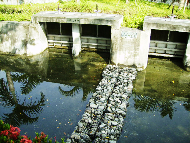 拦水设施 摄影：資料來源─台灣雲林農田水利會