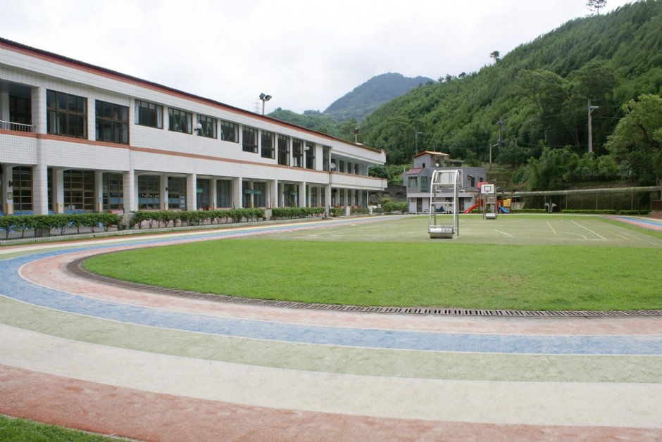 狮潭国小 摄影：Eva隨手拍