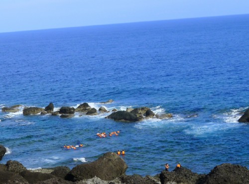 海島旅遊誰說一定要出國！蘭嶼綠島小琉球…台灣離島海上陸地都好玩